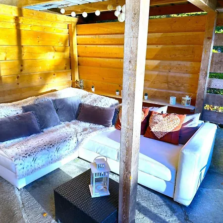 Idyllic Farm With Scenic Views And Concierge By Swisshut Casa vacanze
