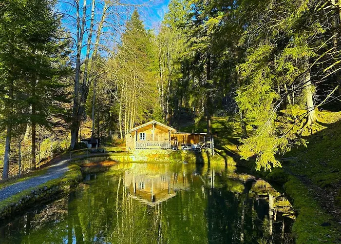 Idyllic Farm With Scenic Views And Concierge By Swisshut Dom wakacyjny Sigriswil